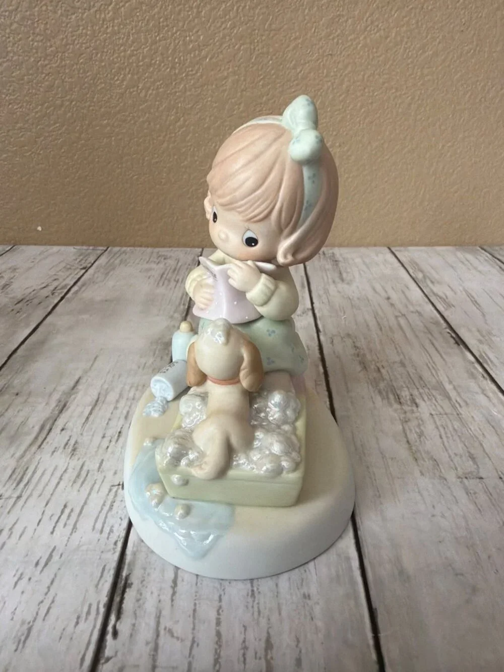 Precious Moments You Are My In-SPA-ration 2001 Members Only Figurine PM0021 - Picture 2 of 12